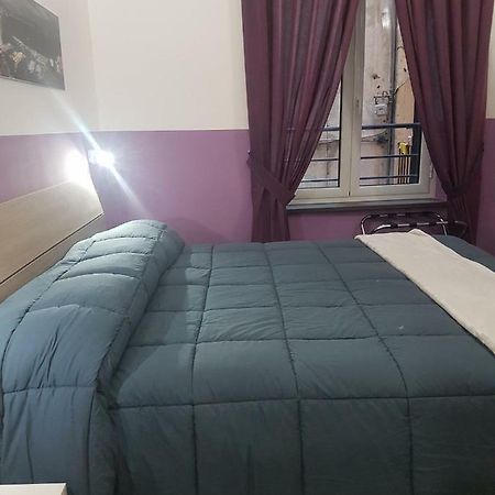 Gradoni Di Chiaia Twenty Three Bed & Breakfast Napoli Dış mekan fotoğraf