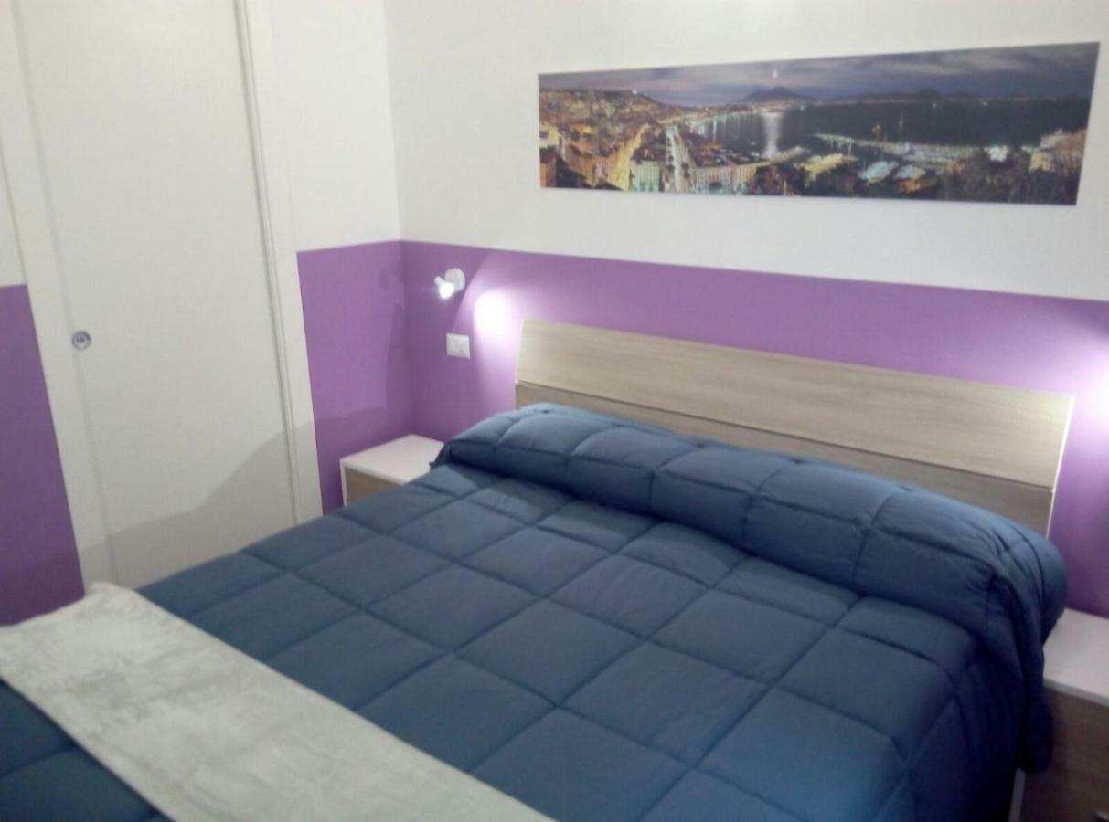 Gradoni Di Chiaia Twenty Three Bed & Breakfast Napoli Dış mekan fotoğraf