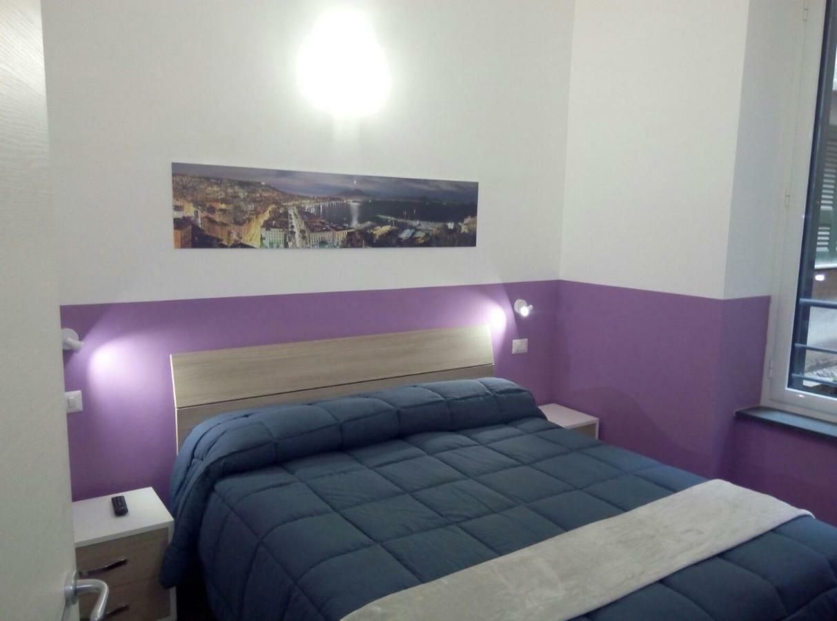 Gradoni Di Chiaia Twenty Three Bed & Breakfast Napoli Dış mekan fotoğraf