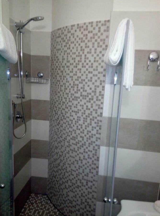 Gradoni Di Chiaia Twenty Three Bed & Breakfast Napoli Dış mekan fotoğraf
