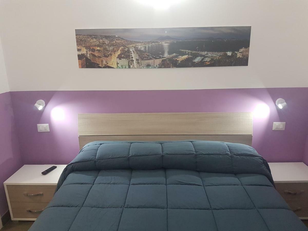 Gradoni Di Chiaia Twenty Three Bed & Breakfast Napoli Dış mekan fotoğraf
