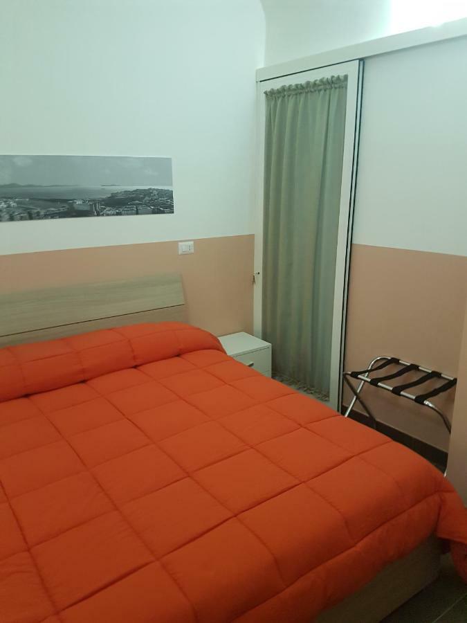 Gradoni Di Chiaia Twenty Three Bed & Breakfast Napoli Dış mekan fotoğraf