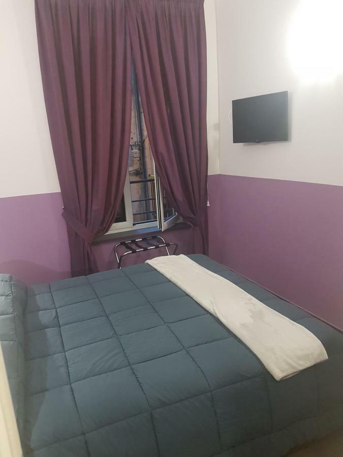Gradoni Di Chiaia Twenty Three Bed & Breakfast Napoli Dış mekan fotoğraf