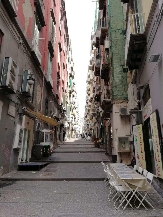 Gradoni Di Chiaia Twenty Three Bed & Breakfast Napoli Dış mekan fotoğraf