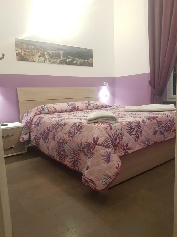 Gradoni Di Chiaia Twenty Three Bed & Breakfast Napoli Dış mekan fotoğraf