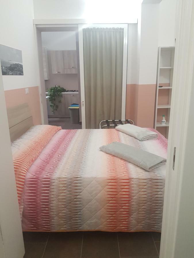 Gradoni Di Chiaia Twenty Three Bed & Breakfast Napoli Dış mekan fotoğraf